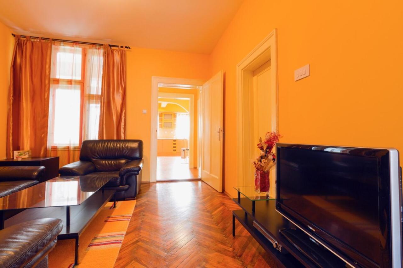 Apartment Sofija Nis Ngoại thất bức ảnh